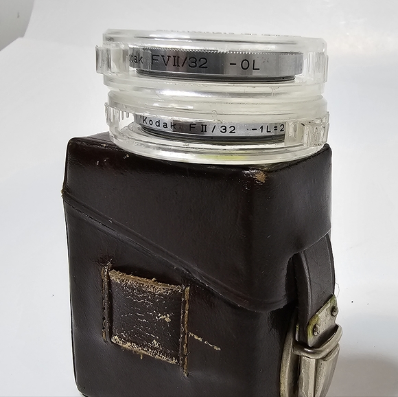 Kodak A.G. lens filters and case UV FVII/32 -oL and Yellow FII/32 -1L=2x - Picture 2 of 5